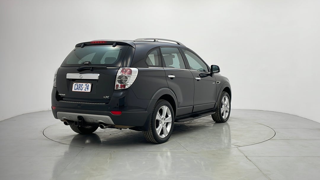 Right Back Diagonal (45- Degree) View