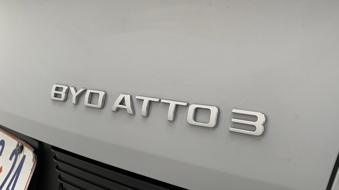 Badge (Boot Right Side)