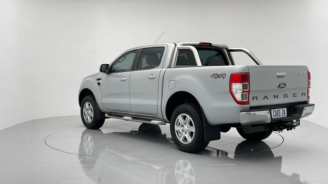 Left Back Diagonal (45- Degree) View