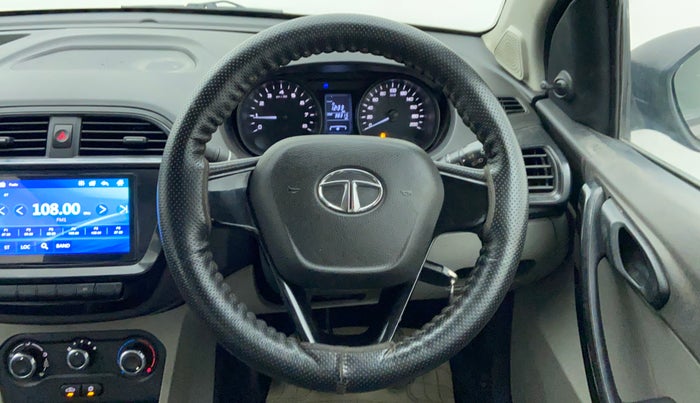 2018 Tata Tiago XM 1.2 REVOTRON, Petrol, Manual, 37,606 km, Steering Wheel Close Up
