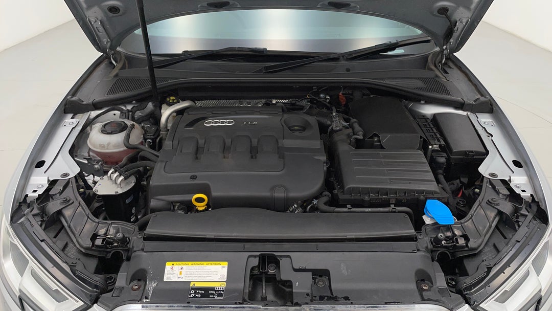 Open Bonnet (Engine)