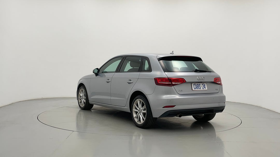 Left Back Diagonal (45- Degree) View