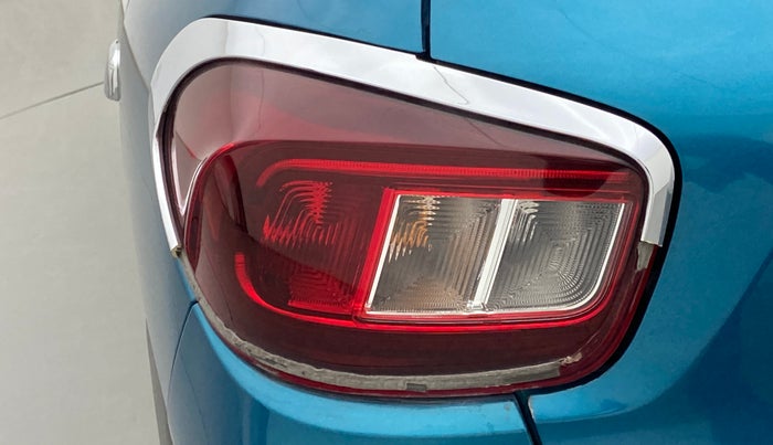 2021 Renault Kwid CLIMBER 1.0 AMT (O), Petrol, Automatic, 33,533 km, Left tail light - Chrome has minor damage