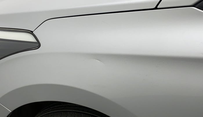 2016 Hyundai Elite i20 ASTA 1.2, Petrol, Manual, 18,569 km, Left fender - Slightly dented