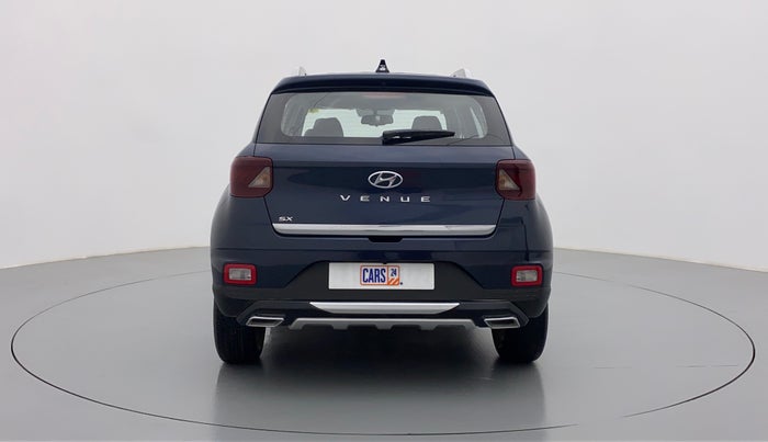 2021 Hyundai VENUE SX(O) CRDi, Diesel, Manual, 31,672 km, Back/Rear
