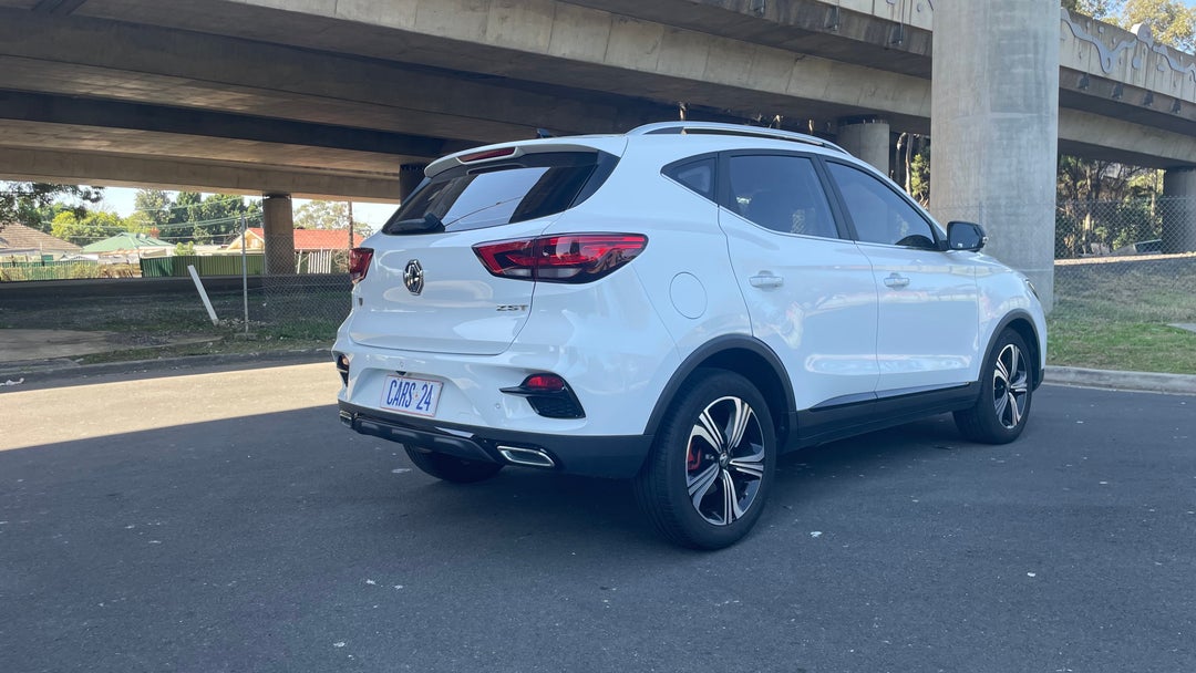 Right Back Diagonal (45- Degree) View