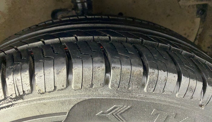 2018 Maruti Celerio ZXI AMT, Petrol, Automatic, 89,666 km, Right Front Tyre Tread