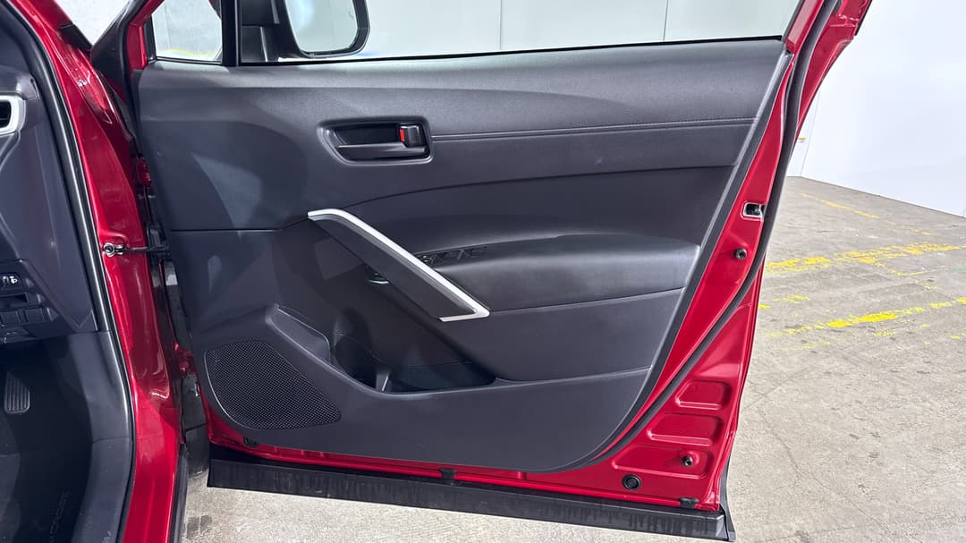 2024 Toyota Corolla Cross Gx 2WD Hybrid, Automatic, 22114 km, Speaker View
