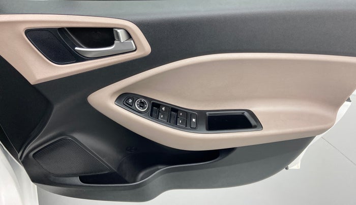 2019 Hyundai Elite i20 ASTA 1.2 (O), Petrol, Manual, 14,908 km, Driver Side Door Panels Control