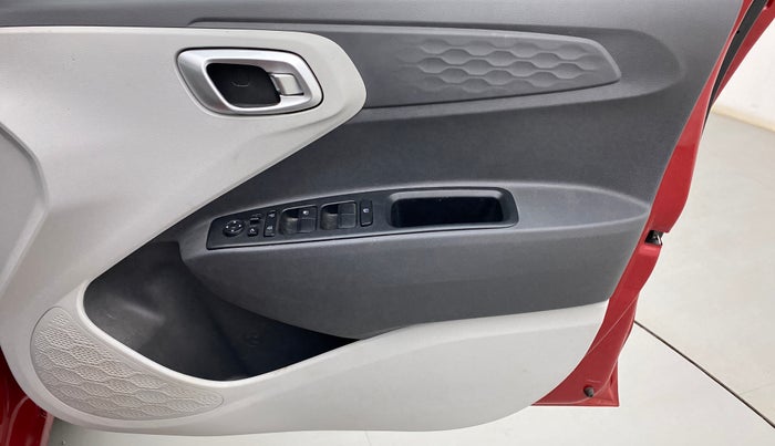 2023 Hyundai GRAND I10 NIOS ASTA 1.2 KAPPA VTVT, Petrol, Manual, 916 km, Driver Side Door Panels Control