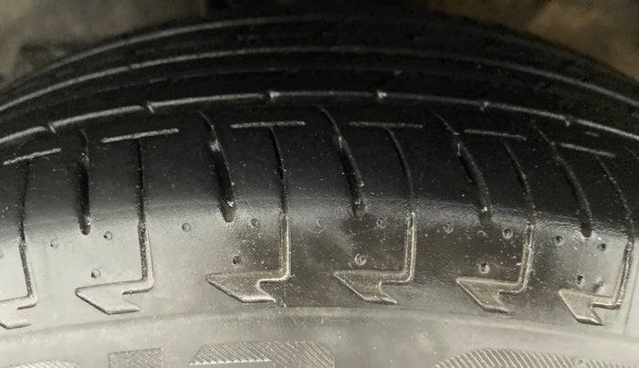 2022 Maruti Celerio VXI CNG D, CNG, Manual, 11,117 km, Left Front Tyre Tread