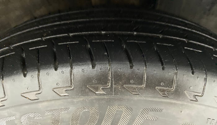 2022 Maruti Celerio VXI CNG D, CNG, Manual, 11,117 km, Right Front Tyre Tread