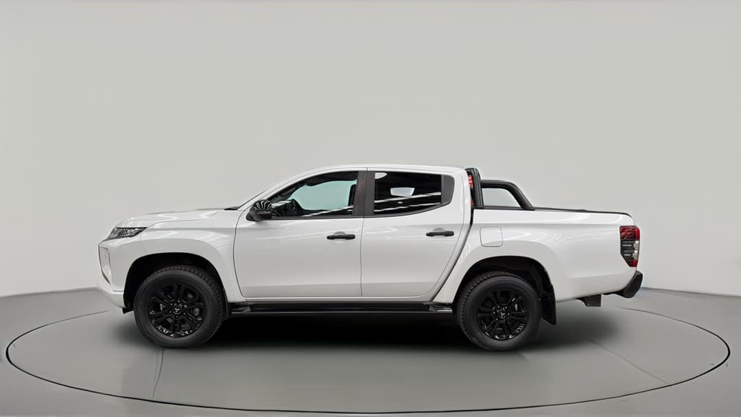 2023 Mitsubishi Triton Gsr (4x4), Automatic, 40867 km, Left Side View