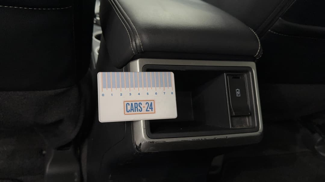 2023 Mitsubishi Triton Gsr (4x4), Automatic, 40867 km, Miscellaneous Interior Scuff
