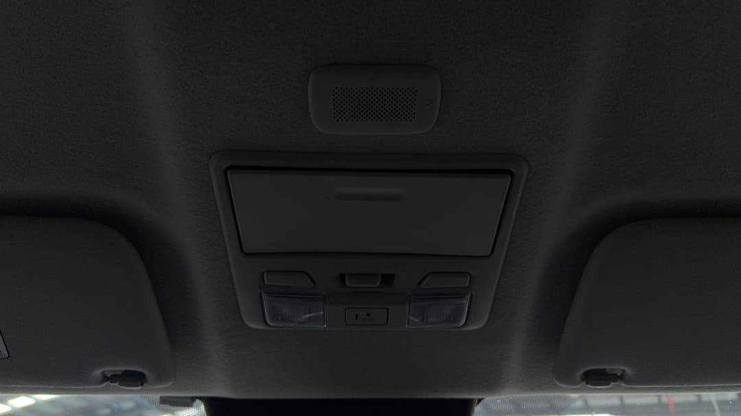 2023 Mitsubishi Triton Gsr (4x4), Automatic, 40867 km, On-Roof Controls/Sunglass holder