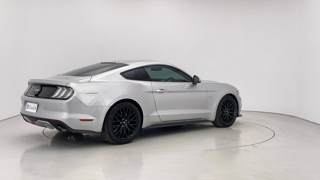 2017 Ford Mustang Fastback Gt 5.0 V8, Automatic, 59570 km, Right Back Diagonal (45- Degree) View