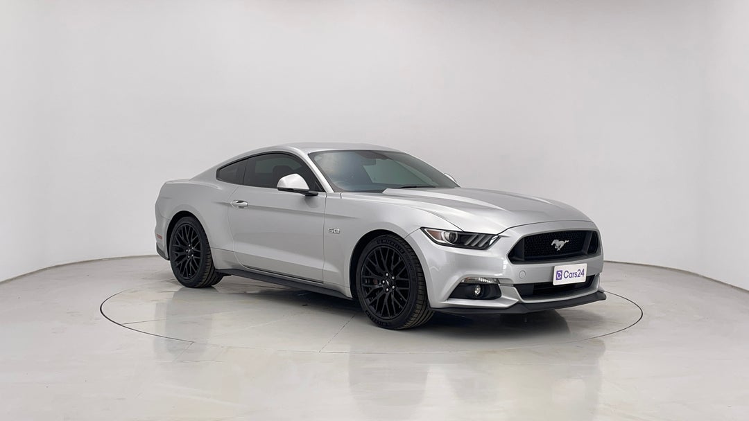 2017 Ford Mustang Fastback Gt 5.0 V8, Automatic, 59570 km, Right Front Diagonal (45- Degree) View