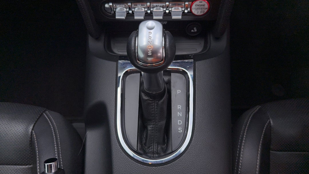 2017 Ford Mustang Fastback Gt 5.0 V8, Automatic, 59570 km, Gear Lever 