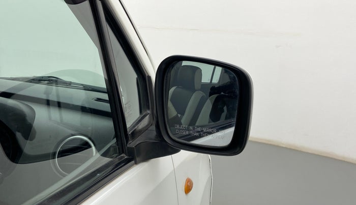 2010 Maruti Wagon R 1.0 VXI, Petrol, Manual, 81,637 km, Right rear-view mirror - Mirror movement not proper