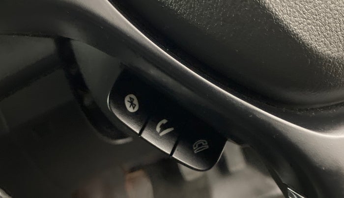 2018 Maruti Baleno ZETA 1.2 K12, Petrol, Manual, 11,484 km, Steering wheel - Phone control not functional