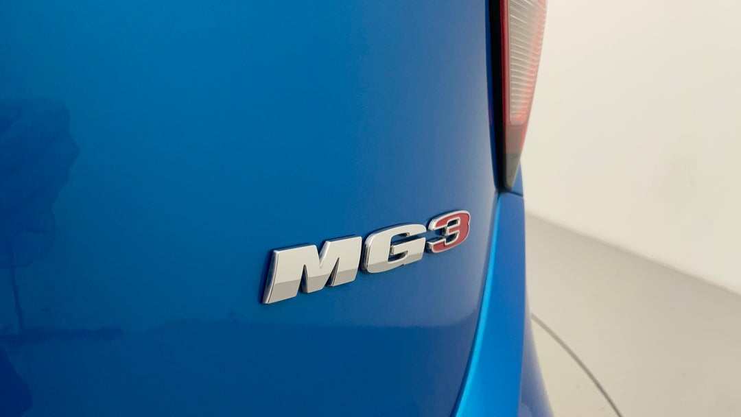 Badge (Boot Right Side)