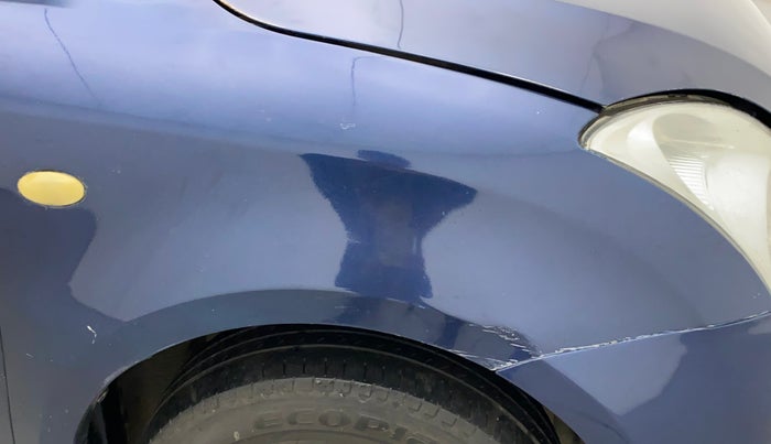 2010 Maruti Swift Dzire ZXI, Petrol, Manual, 96,866 km, Right fender - Paint has minor damage