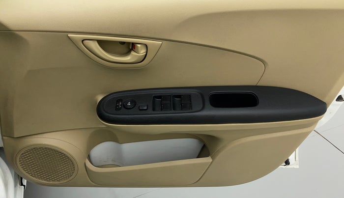 2015 Honda Brio 1.2 S MT I VTEC, Petrol, Manual, 67,064 km, Driver Side Door Panels Control