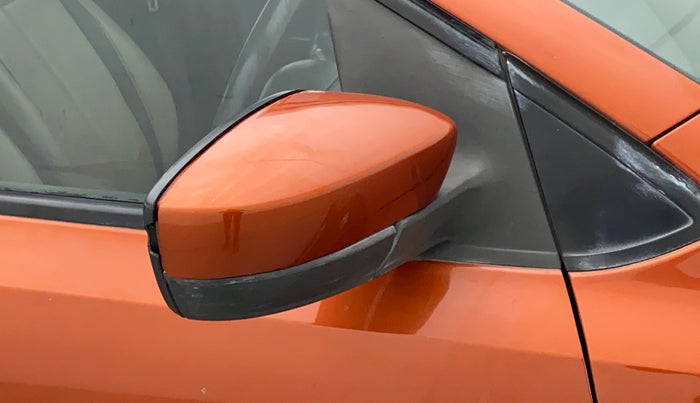 2015 Volkswagen Polo TRENDLINE 1.2L PETROL, Petrol, Manual, 84,433 km, Right rear-view mirror - Cover has minor damage