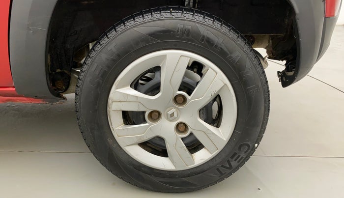 2017 Renault Kwid 1.0 RXT, Petrol, Manual, 64,135 km, Left Rear Wheel