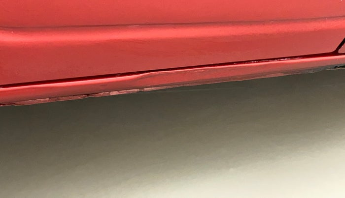 2017 Renault Kwid 1.0 RXT, Petrol, Manual, 64,135 km, Right running board - Slightly dented