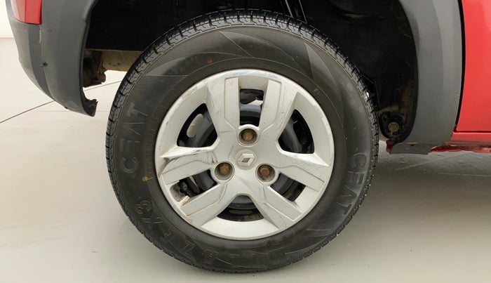 2017 Renault Kwid 1.0 RXT, Petrol, Manual, 64,135 km, Right Rear Wheel