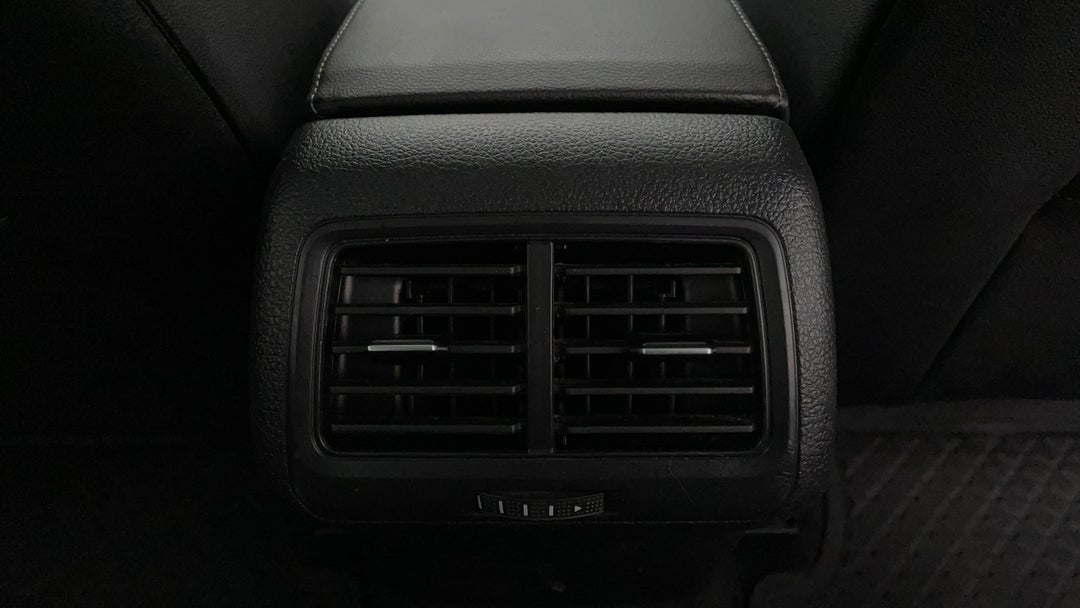 Rear A/C Vent