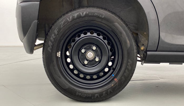 2021 Maruti S PRESSO VXI (O) CNG, CNG, Manual, 4,045 km, Right Rear Wheel