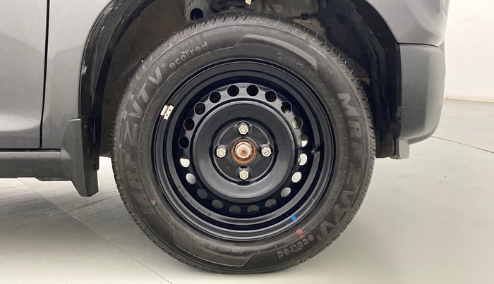 2021 Maruti S PRESSO VXI (O) CNG, CNG, Manual, 4,045 km, Right Front Wheel