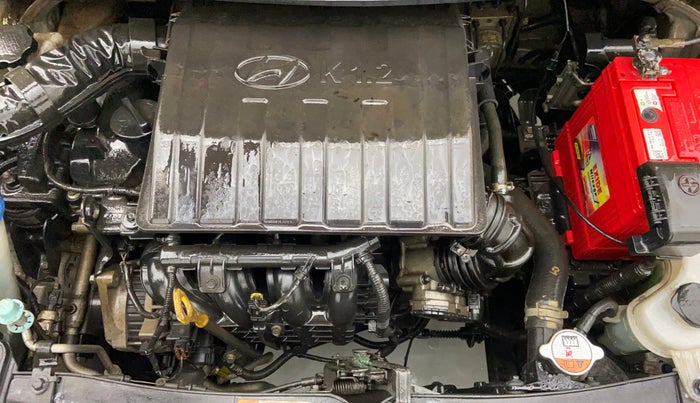 2016 Hyundai Grand i10 ASTA 1.2 (O) VTVT, Petrol, Manual, 29,603 km, Engine Bonet View