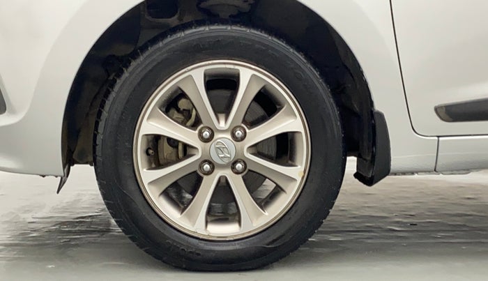 2016 Hyundai Grand i10 ASTA 1.2 (O) VTVT, Petrol, Manual, 29,603 km, Left Front Wheel