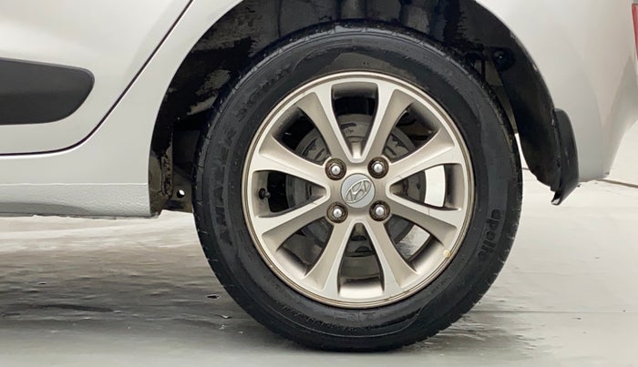 2016 Hyundai Grand i10 ASTA 1.2 (O) VTVT, Petrol, Manual, 29,603 km, Left Rear Wheel