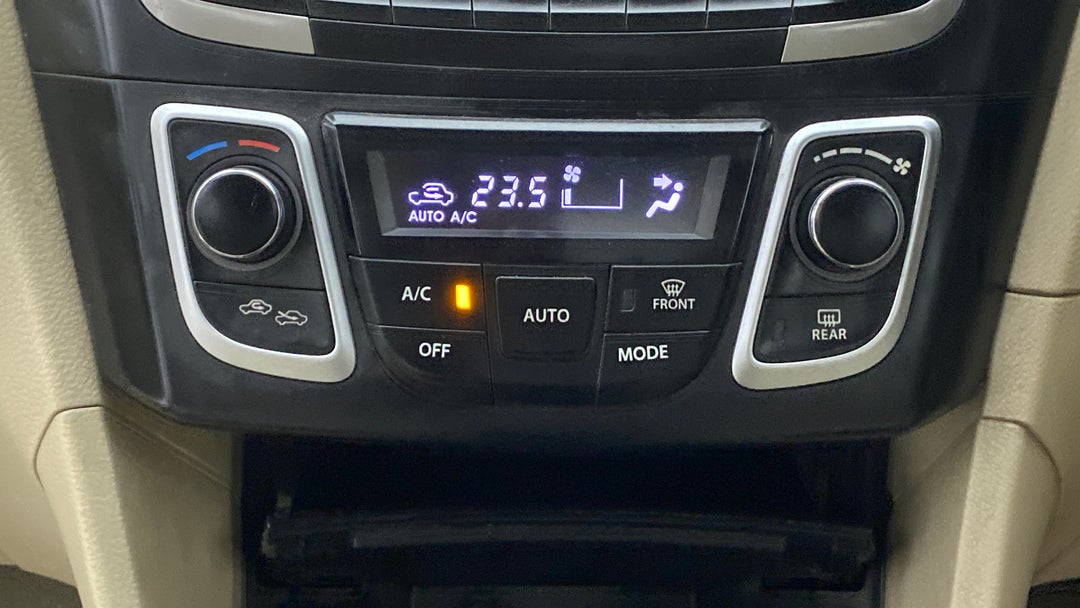 Automatic Climate Control 