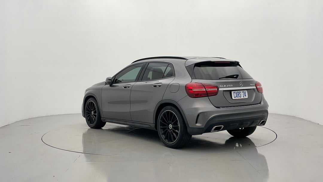 Left Back Diagonal (45- Degree) View