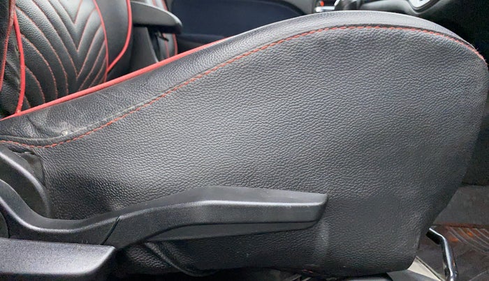 2019 Maruti Baleno ZETA 1.2 K12, Petrol, Manual, 15,076 km, Driver Side Adjustment Panel