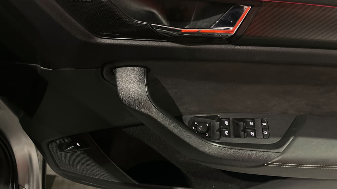 2020 SKODA Kodiaq 132 Tsi Sportline (4x4), Automatic, 61125 km, Drivers Side Door Panel Controls