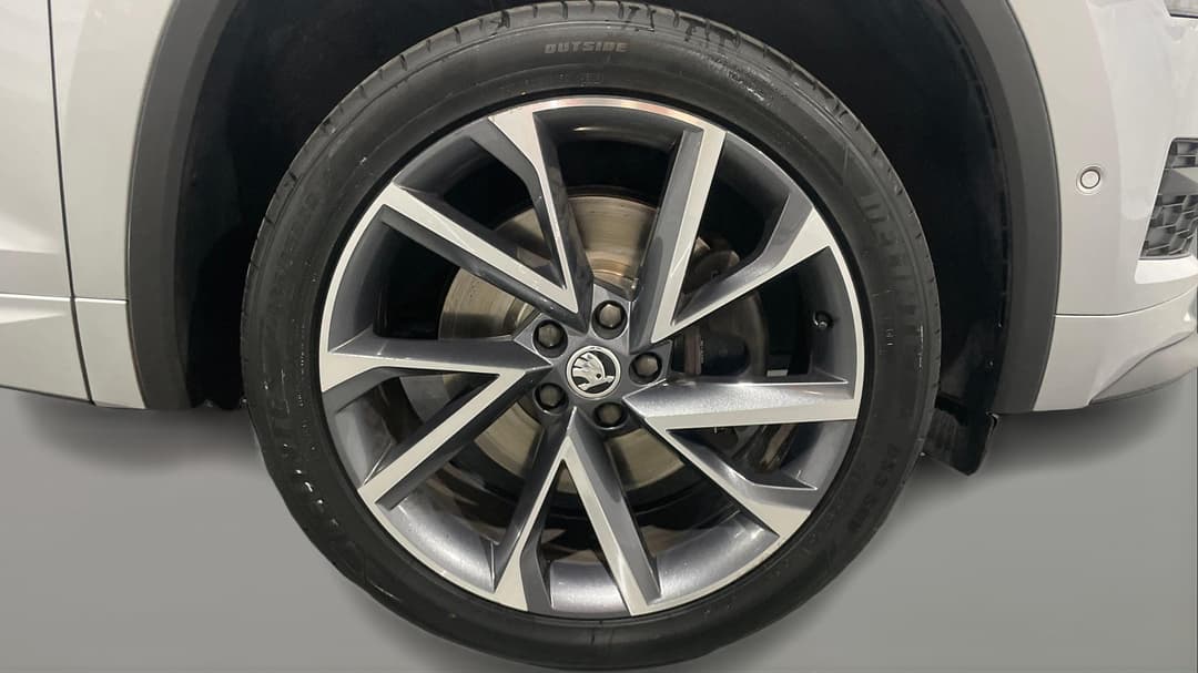 2020 SKODA Kodiaq 132 Tsi Sportline (4x4), Automatic, 61125 km, Right Front Wheel