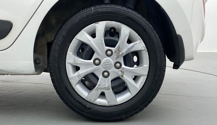 2016 Hyundai Grand i10 SPORTZ 1.2 KAPPA VTVT, Petrol, Manual, 43,720 km, Left Rear Wheel