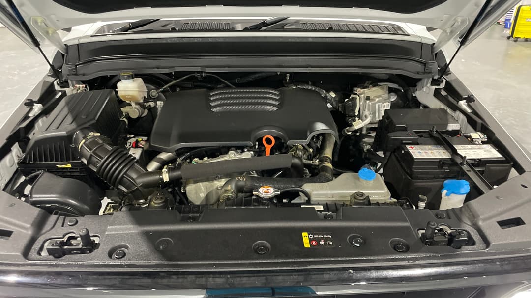 2024 GWM Tank 300 Ultra Petrol, Automatic, 25302 km, Open Bonnet (Engine)