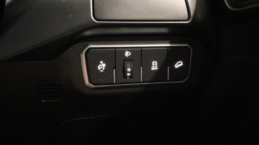 2024 GWM Tank 300 Ultra Petrol, Automatic, 25302 km, Utility Switches/Buttons