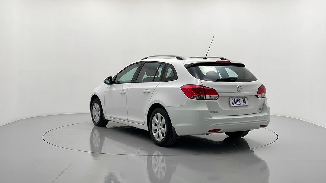 Left Back Diagonal (45- Degree) View