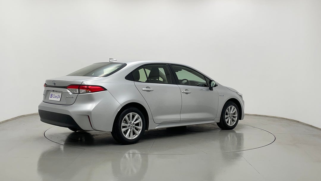 Right Back Diagonal (45- Degree) View