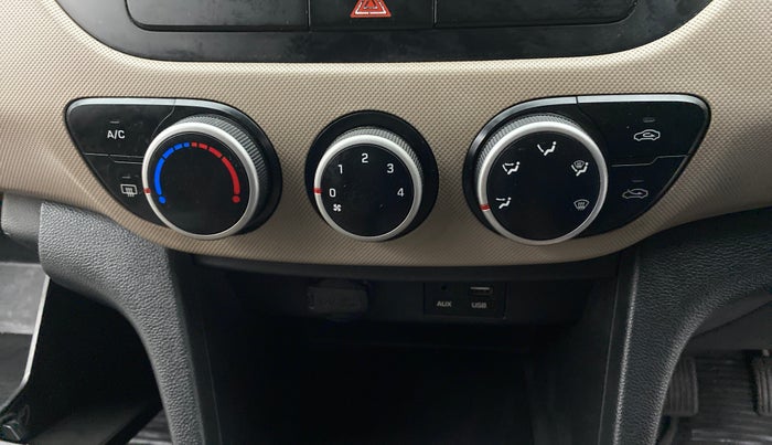 2015 Hyundai Grand i10 SPORTZ 1.2 KAPPA VTVT, Petrol, Manual, 35,513 km, AC Unit - Rear defogger not working