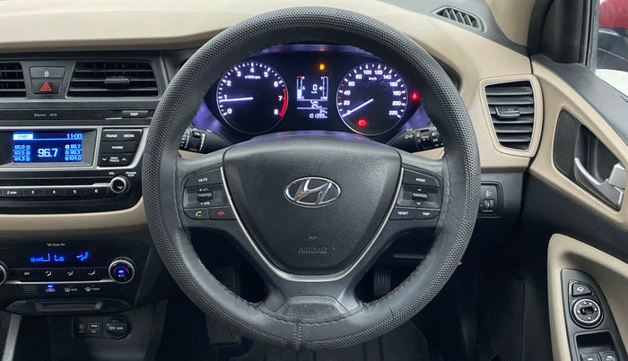 2016 Hyundai Elite i20 SPORTZ 1.2, Petrol, Manual, 1,01,399 km, Steering Wheel Close Up