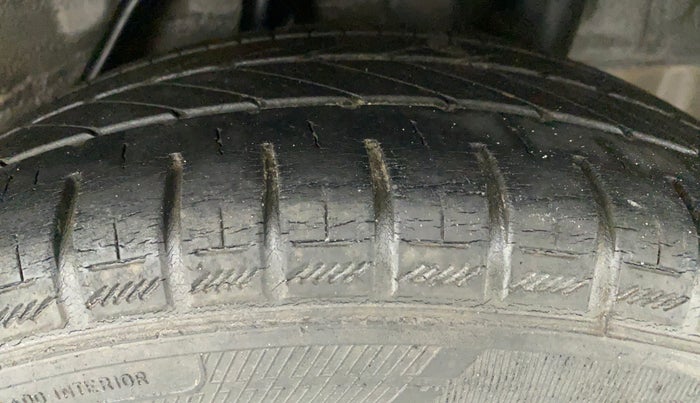 2015 Honda Brio 1.2 S MT I VTEC, Petrol, Manual, 63,269 km, Left Rear Tyre Tread